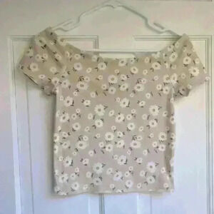 90s ribbed daisy baby tee preppy feminine floral